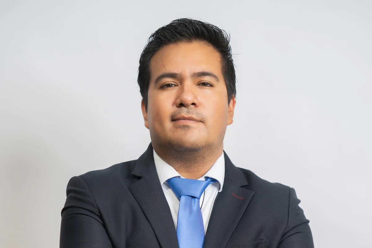 Kevin Walker Díaz Cruz — Director ejecutivo y jefe del área de litigios en Díaz & Rebaza Abogados